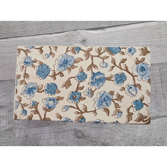 Vintage Ohio Art Co Metal Recipe Box With Blue Floral Lid Design & Recipe Cards - Picture 2 of 13